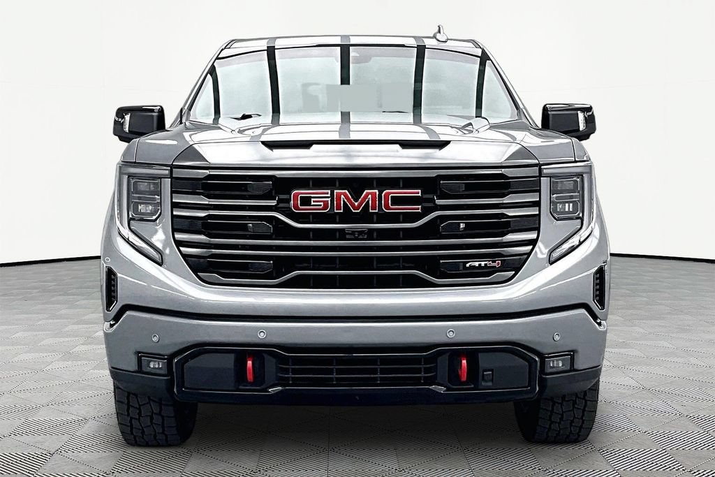Used 2024 GMC Sierra 1500 AT4 w/ Technology Package AWD/4WD image 3