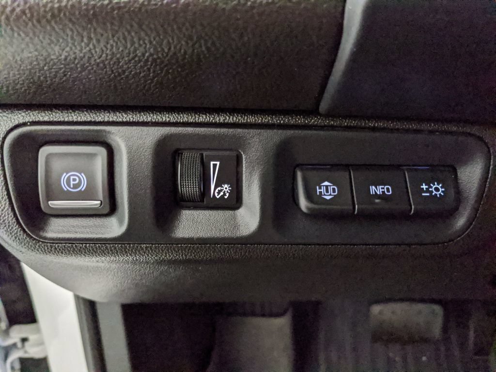 Used 2023 GMC Acadia AT4 w/ Technology Package AWD/4WD image 14
