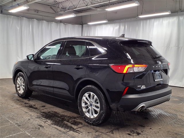 Certified 2022 Ford Escape SE w/ Convenience Package image 2