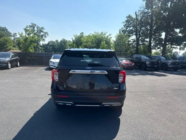 Certified 2020 Ford Explorer XLT w/ Equipment Group 202A AWD/4WD image 8