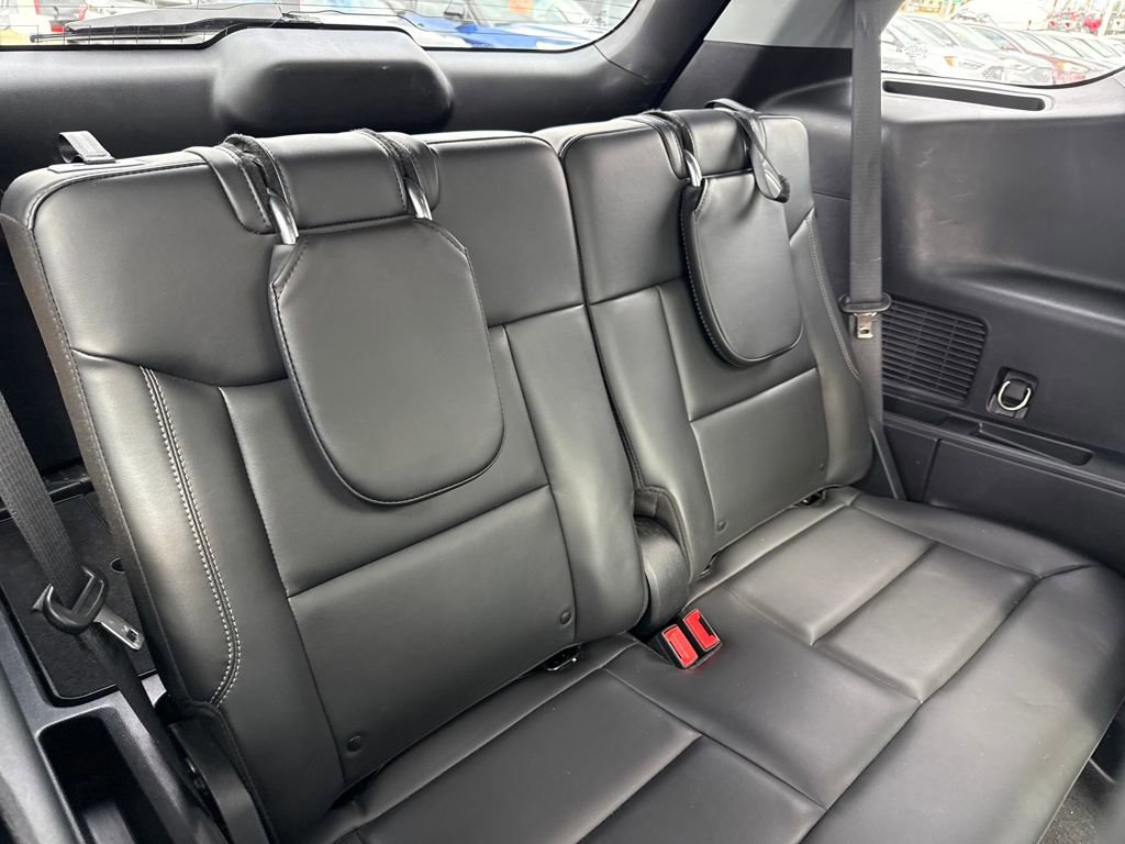 Certified 2023 Ford Explorer XLT image 10