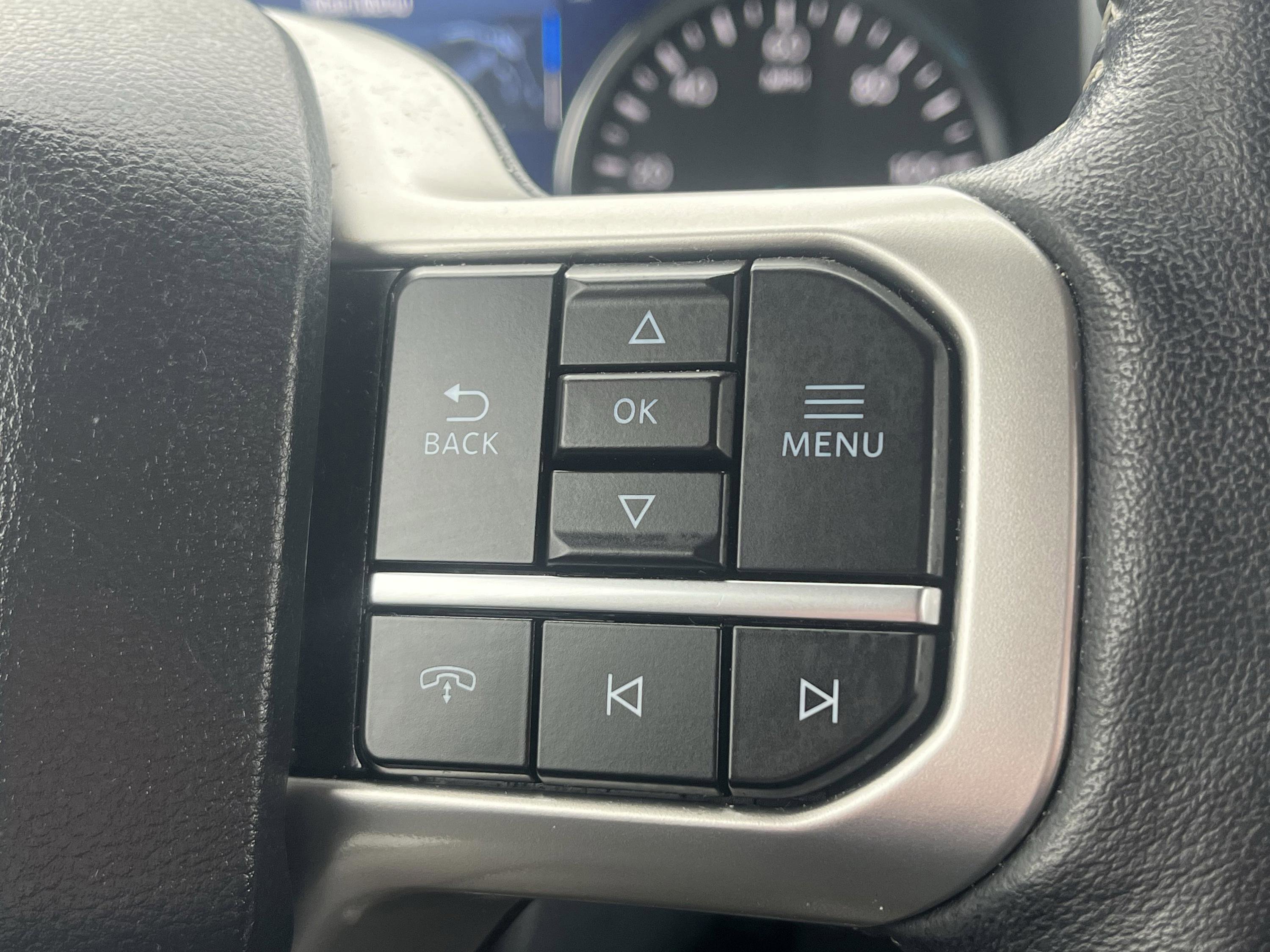 Certified 2024 Ford Expedition XLT image 18