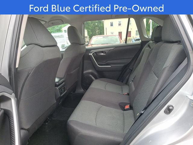 Used 2024 Toyota RAV4 XLE FWD image 11