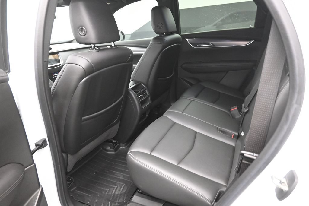 Used 2021 Cadillac XT5 Luxury FWD image 25