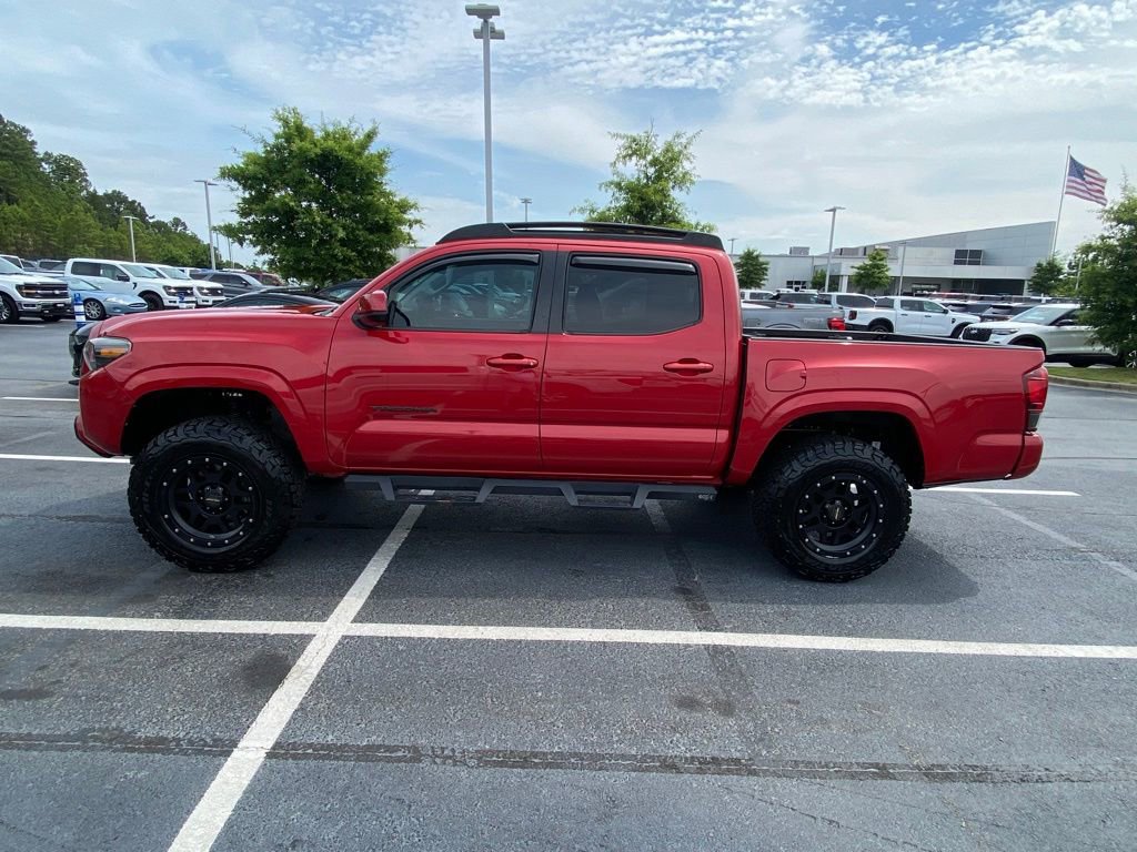 Used 2020 Toyota Tacoma SR w/ SR Convenience Package RWD image 4