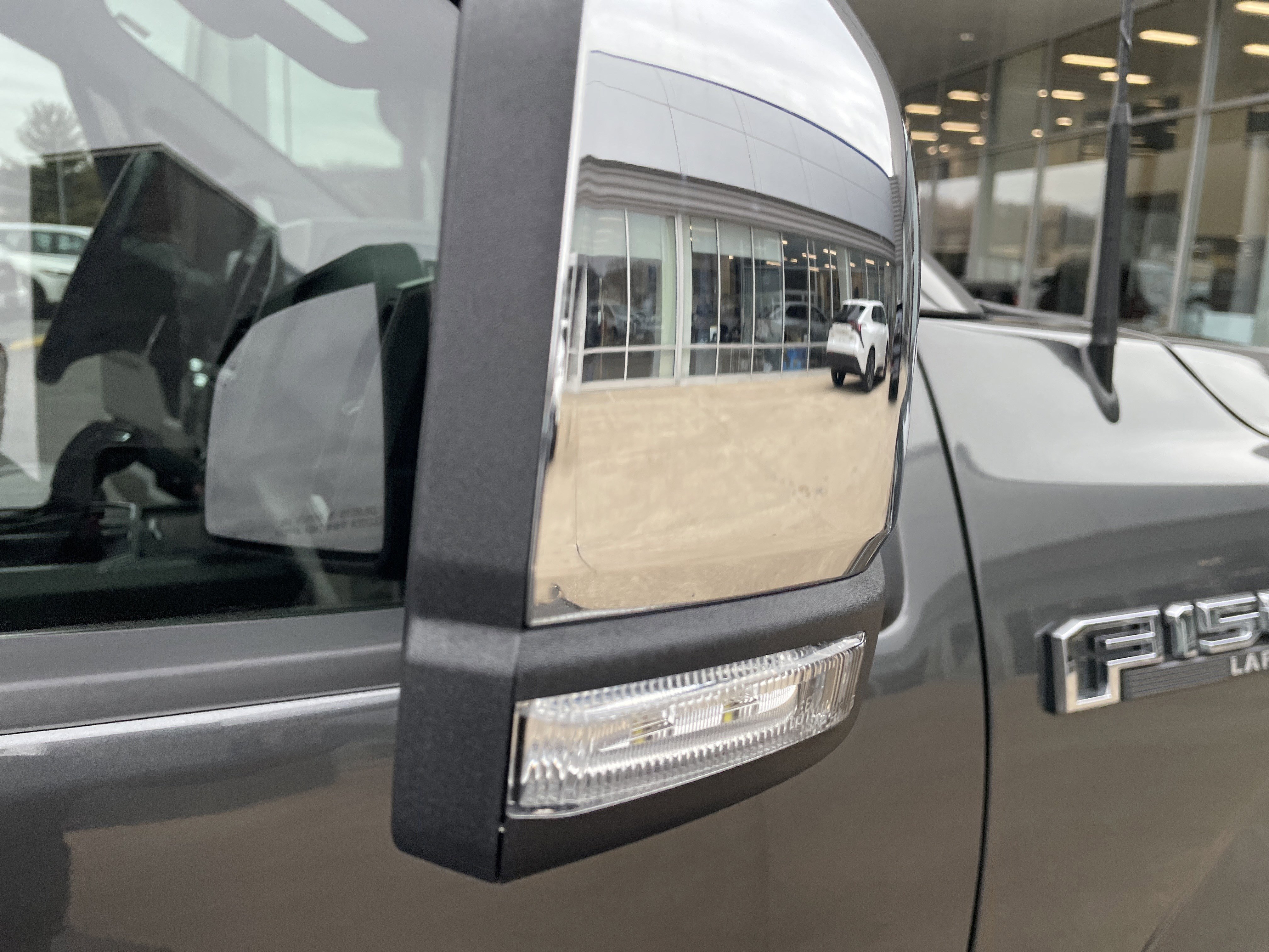 Certified 2020 Ford F150 Lariat image 20