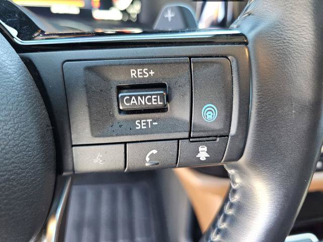 Used 2022 Nissan Pathfinder Platinum w/ Cargo Package FWD image 27