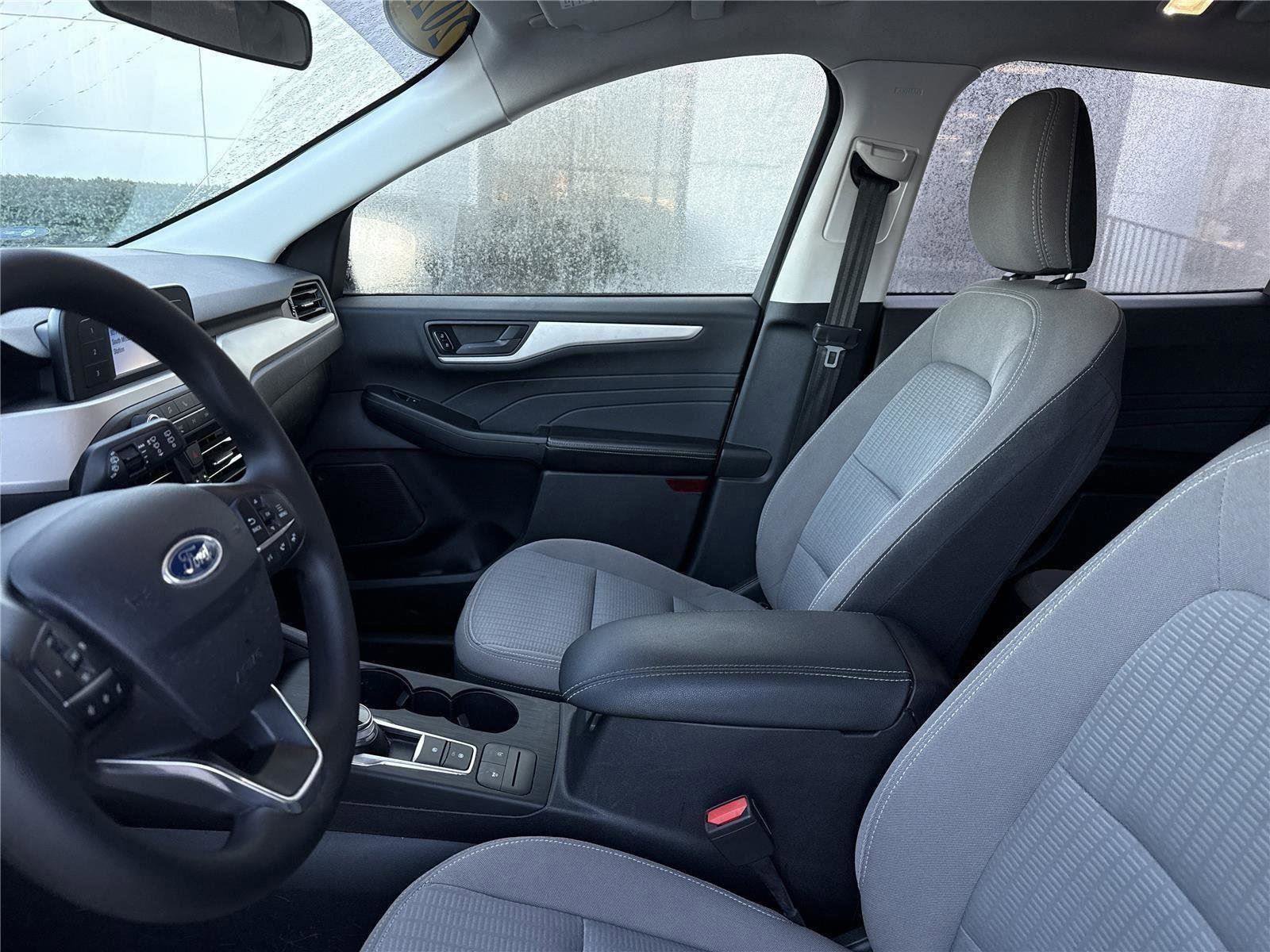 Certified 2021 Ford Escape S image 4