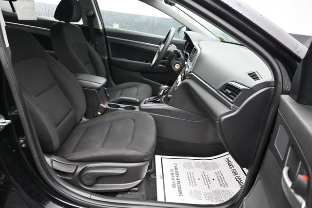 Used 2019 Hyundai Elantra SEL w/ Cargo Package FWD image 9