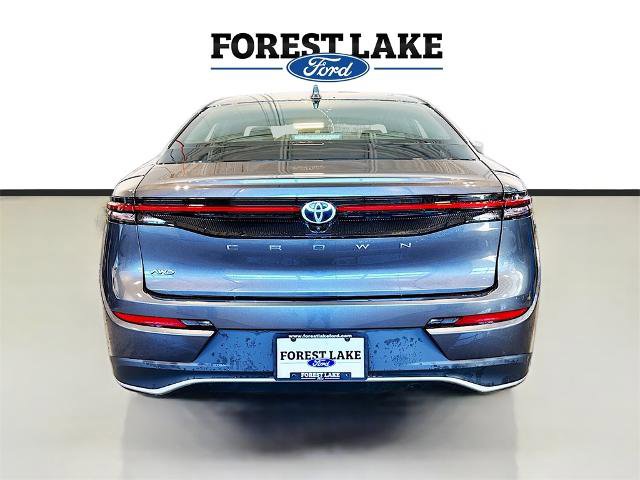 Used 2023 Toyota Crown XLE image 6