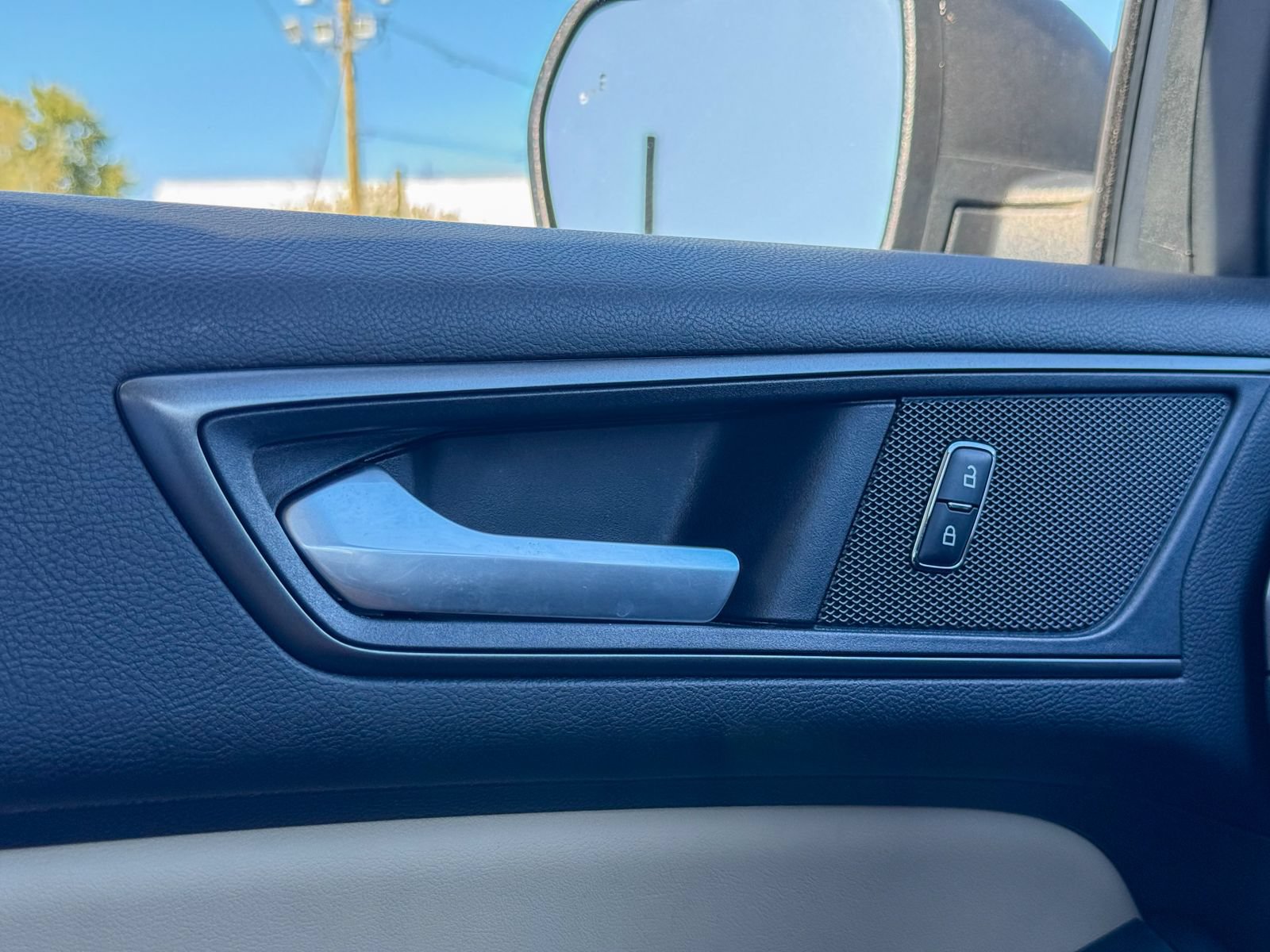Certified 2020 Ford Edge SE FWD image 27
