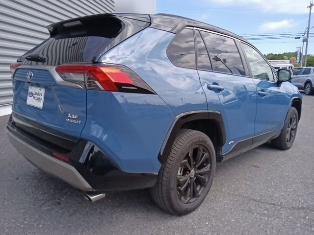 Used 2023 Toyota RAV4 XSE AWD/4WD image 3