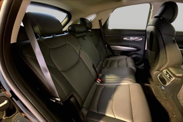 Used 2024 Genesis GV70 2.5T w/ Select Package AWD/4WD image 20