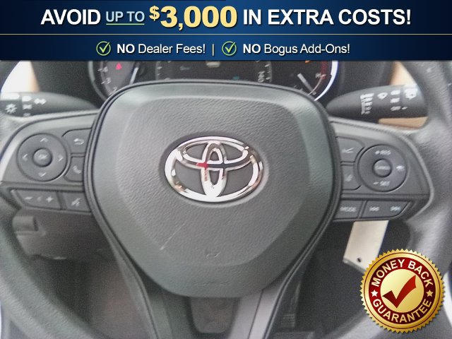 Used 2025 Toyota RAV4 LE FWD image 18