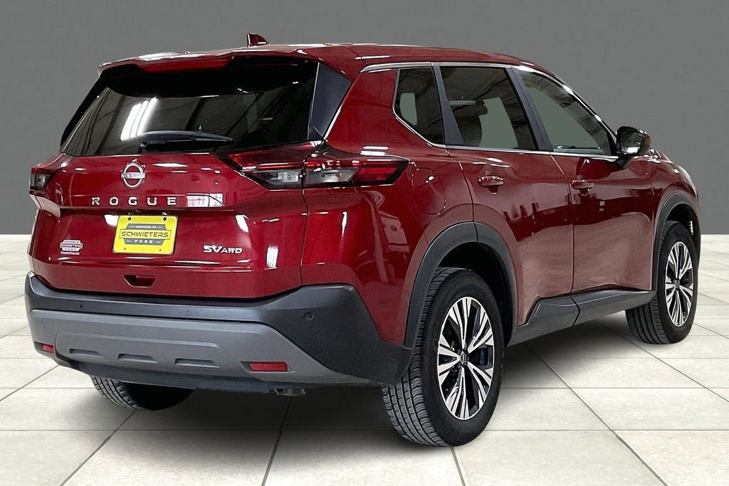 Used 2023 Nissan Rogue SV image 4