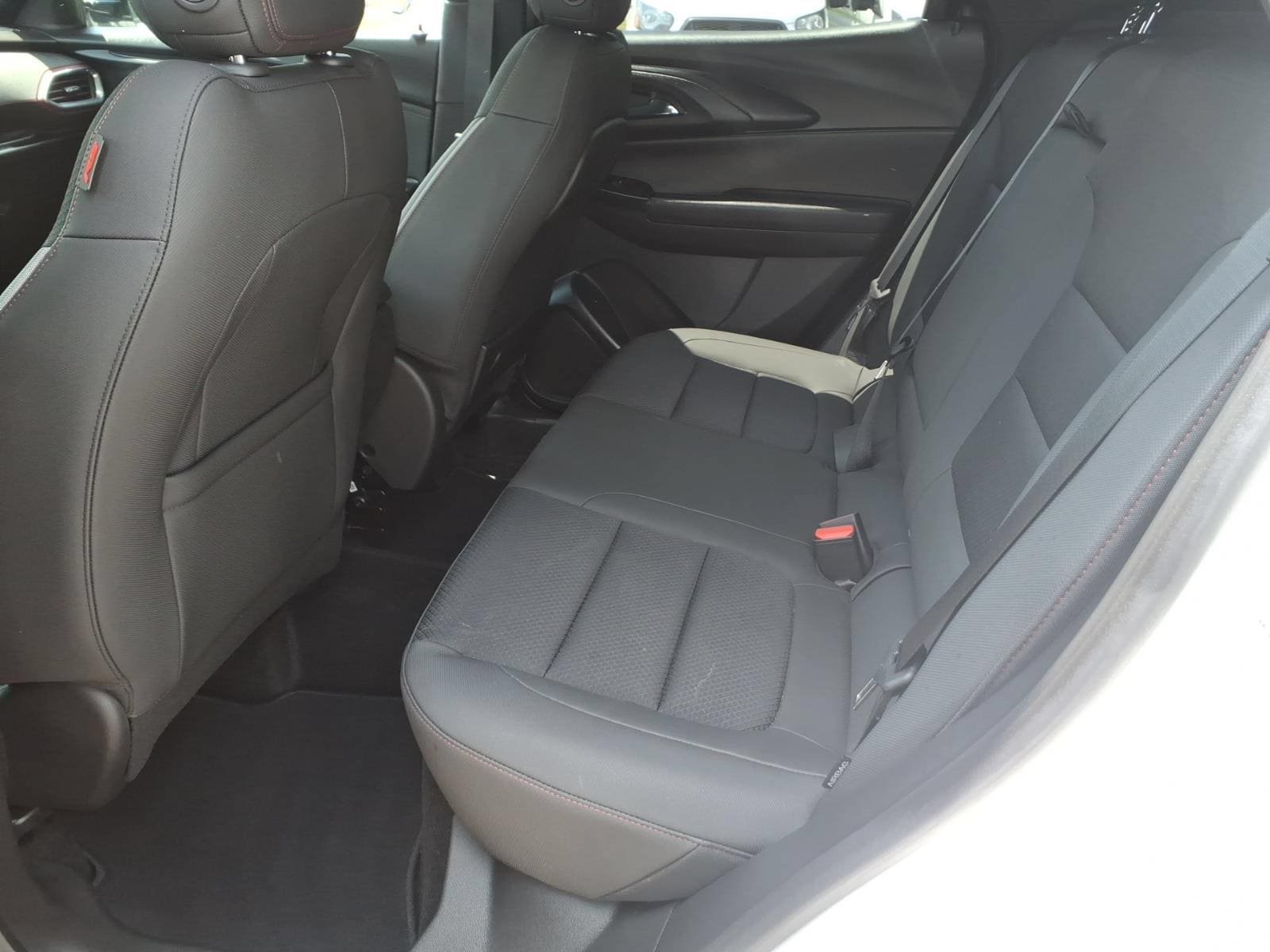 Used 2023 Chevrolet TrailBlazer RS w/ Convenience Package AWD/4WD image 12