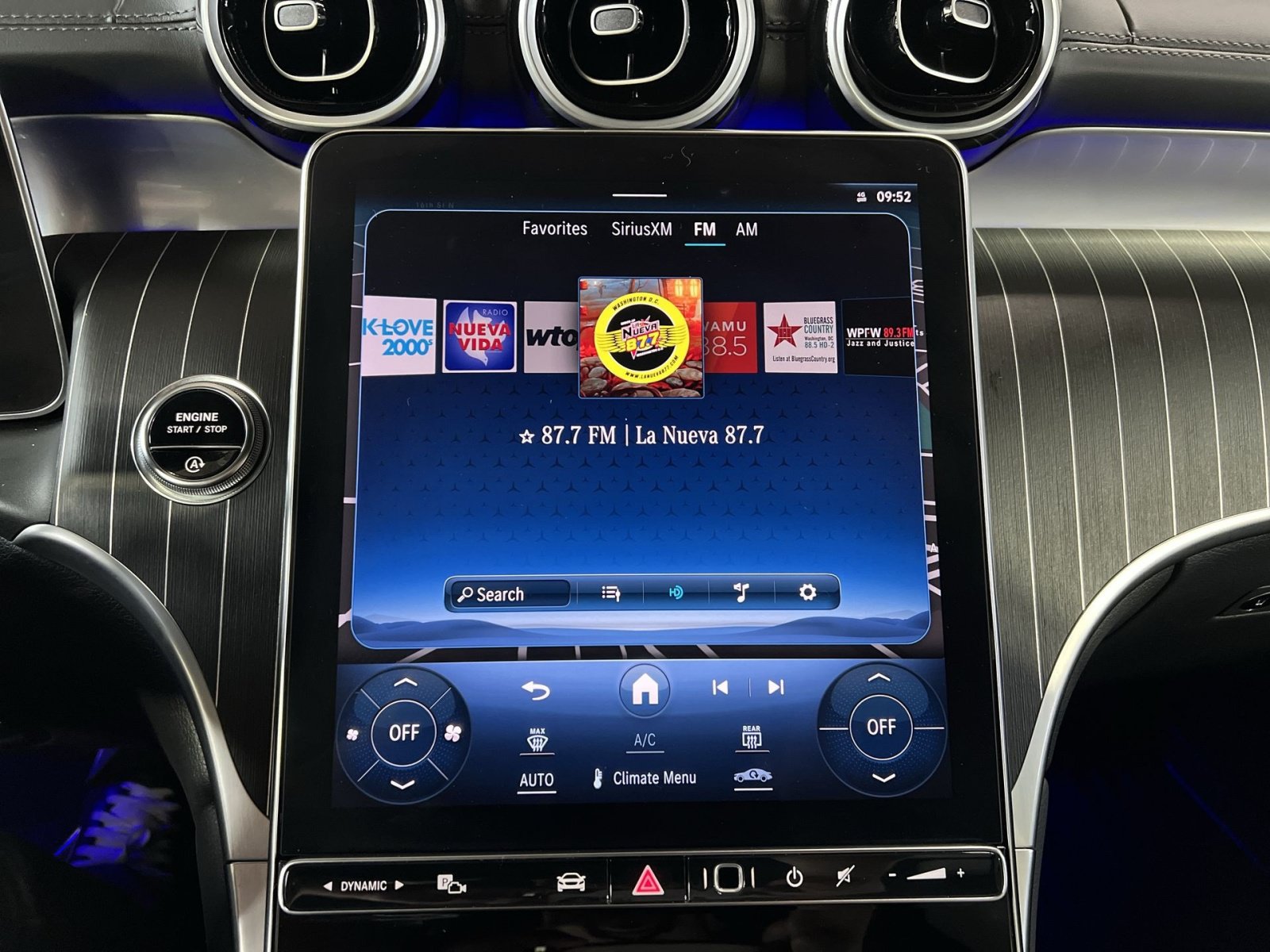 Used 2023 Mercedes-Benz GLC 300 4MATIC image 18