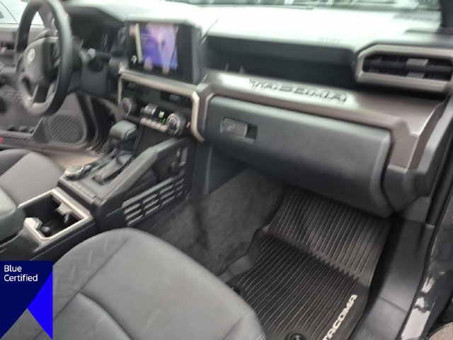 Used 2024 Toyota Tacoma SR5 AWD/4WD image 35