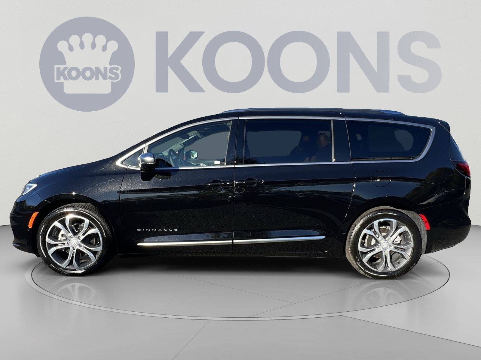 Used 2026 Chrysler Pacifica Pinnacle FWD image 7