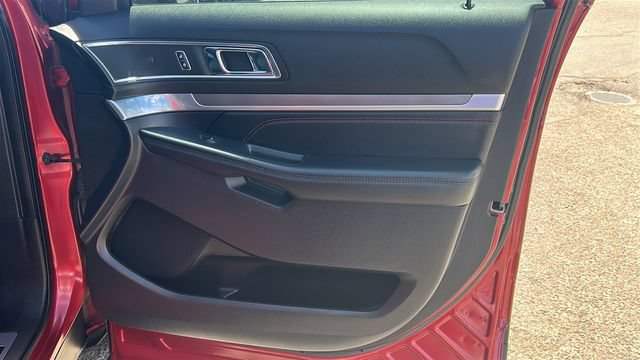 Certified 2019 Ford Explorer Sport AWD/4WD image 10