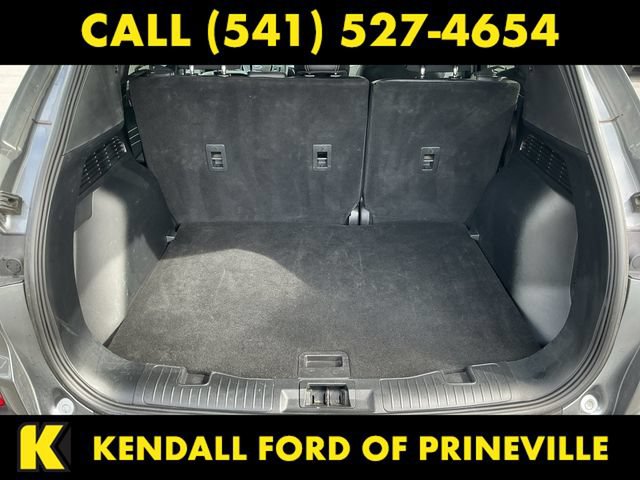 Certified 2025 Ford Escape Platinum AWD/4WD image 23