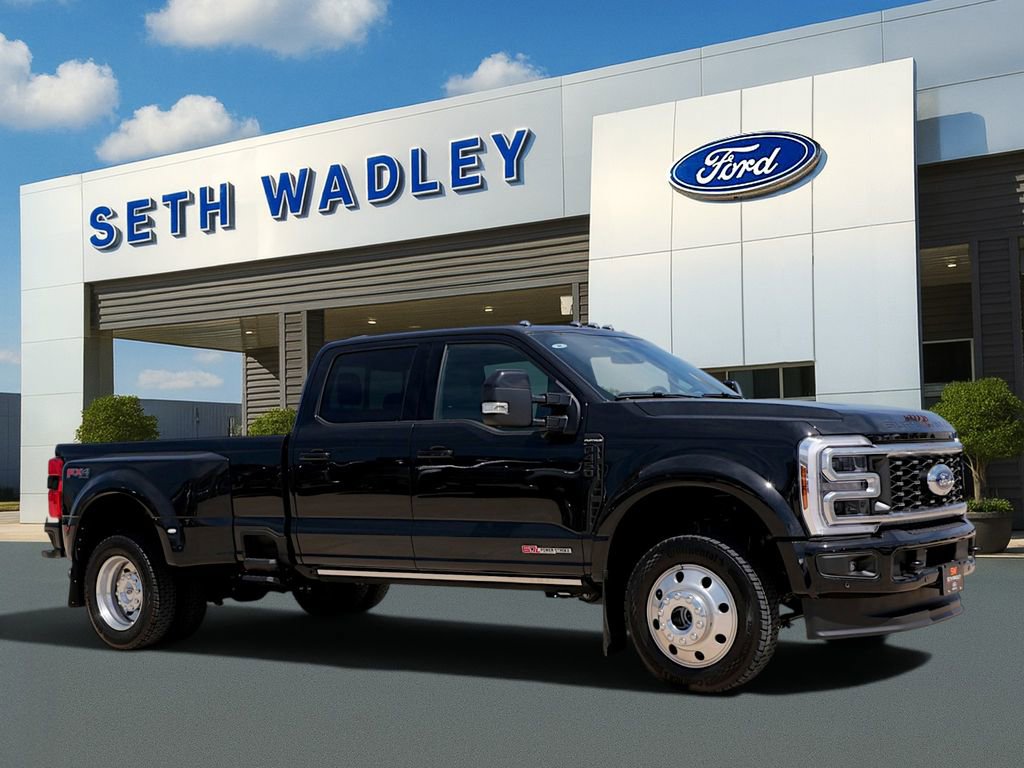 Certified 2026 Ford F450 Platinum w/ FX4 Off-Road Package AWD/4WD image 1