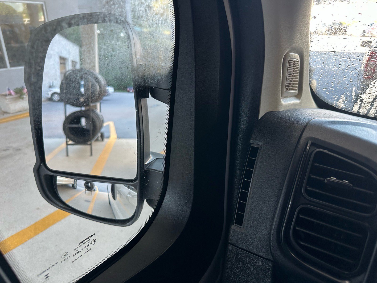 Used 2023 RAM ProMaster 3500 FWD image 36