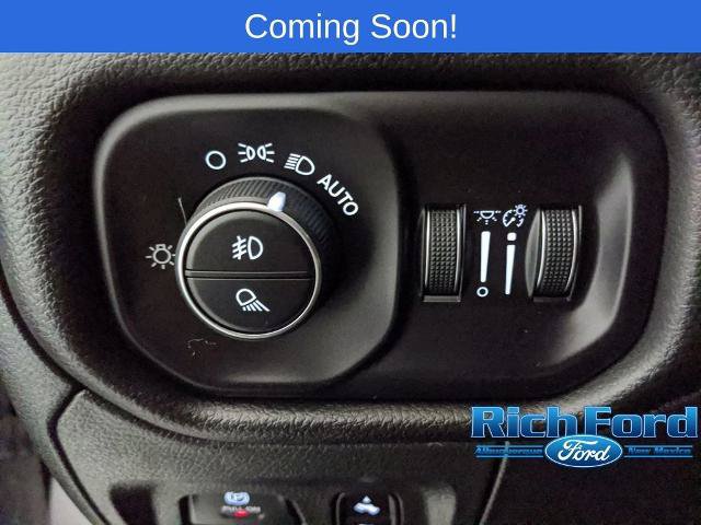 Used 2023 RAM 1500 Laramie AWD/4WD image 13