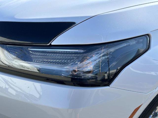 Used 2023 Chevrolet Traverse Premier AWD/4WD image 10