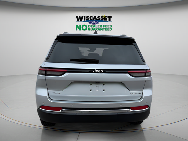 Used 2025 Jeep Grand Cherokee Limited AWD/4WD image 30