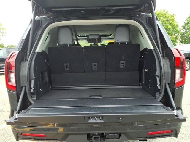 Certified 2025 Ford Expedition Active AWD/4WD image 15