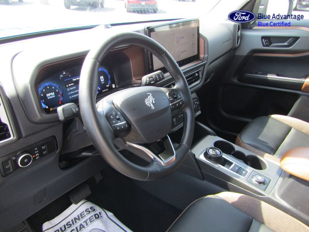 Certified 2025 Ford Bronco Sport Outer Banks w/ Outer Banks Tech Package+ AWD/4WD image 15