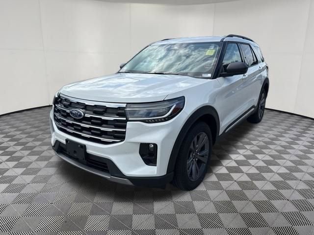 Certified 2025 Ford Explorer Active w/ Active Comfort Package AWD/4WD image 13