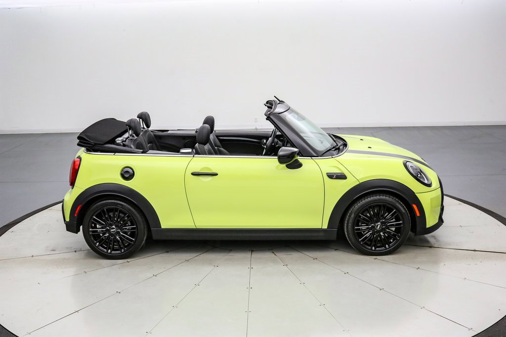 Used 2024 MINI Cooper S w/ Signature Upholstery Package image 7