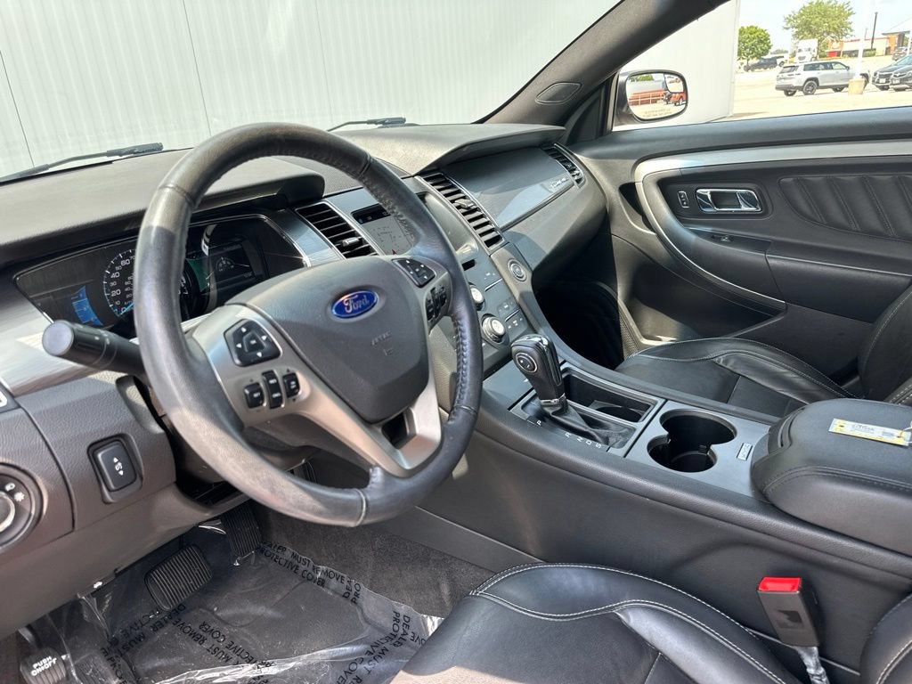 Certified 2018 Ford Taurus SEL w/ Equipment Group 201A FWD image 15