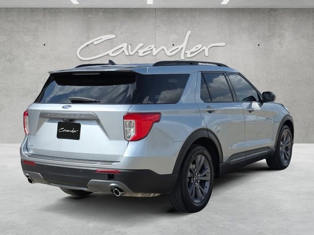 Certified 2023 Ford Explorer XLT w/ Equipment Group 202A image 5