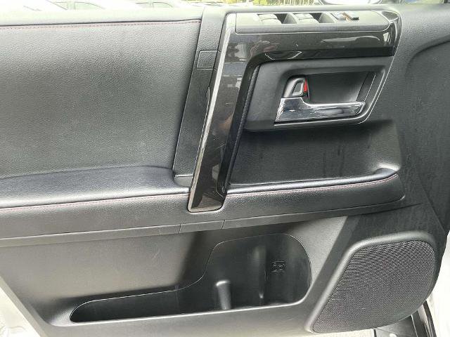 Used 2024 Toyota 4Runner TRD Off-Road Premium image 16