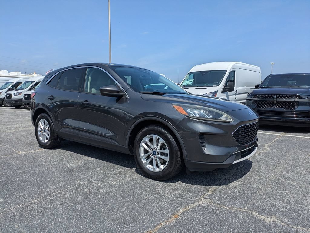 Certified 2020 Ford Escape SE FWD video 2