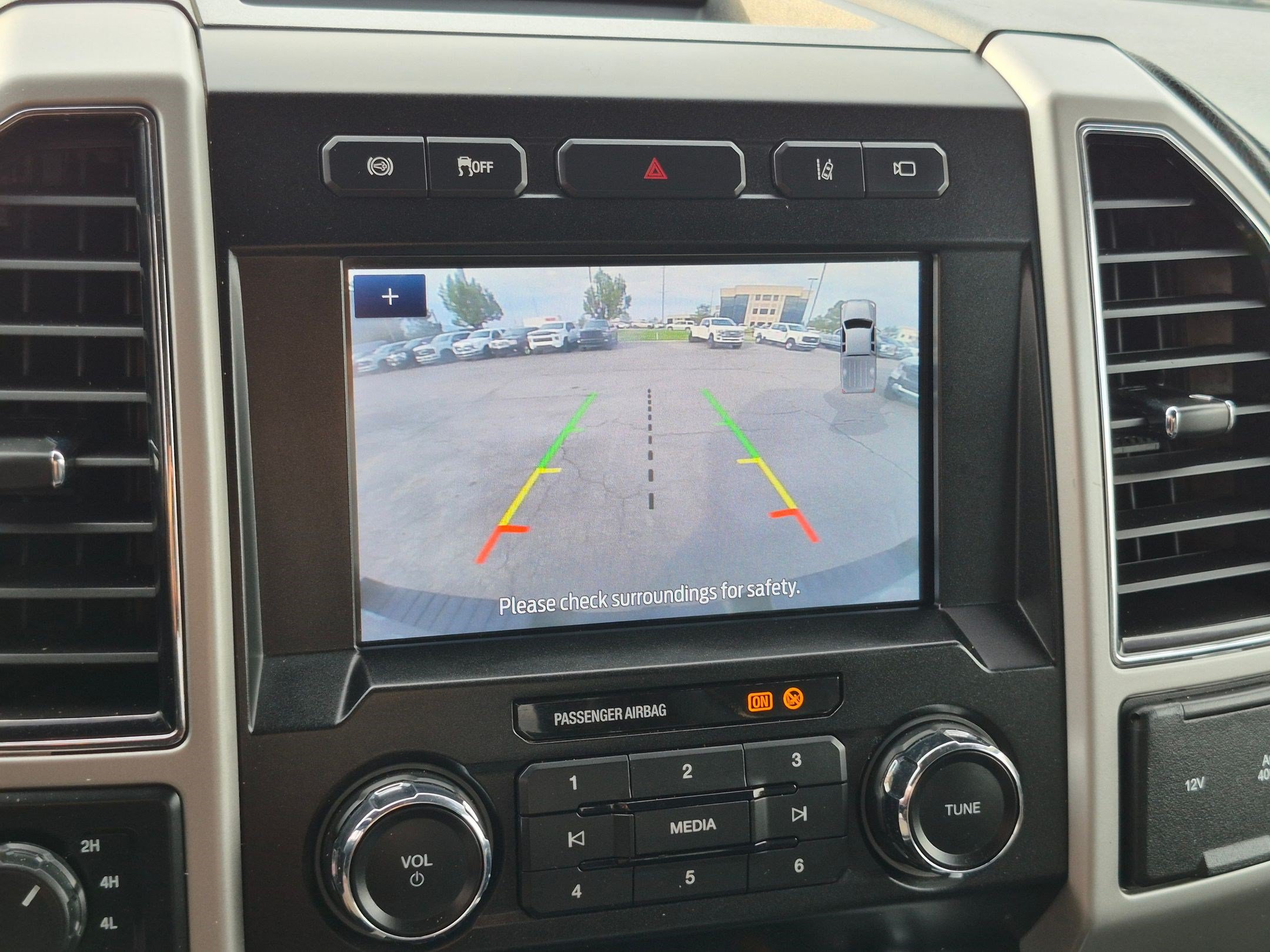 Certified 2020 Ford F250 Lariat AWD/4WD image 24