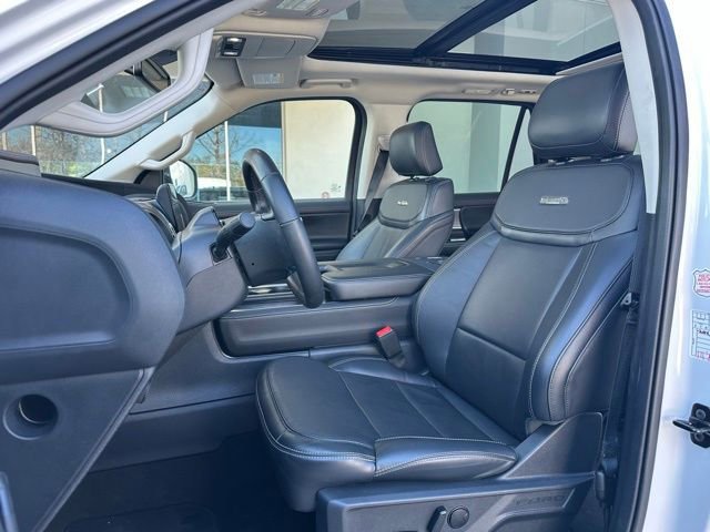 Certified 2025 Ford Expedition Platinum image 15