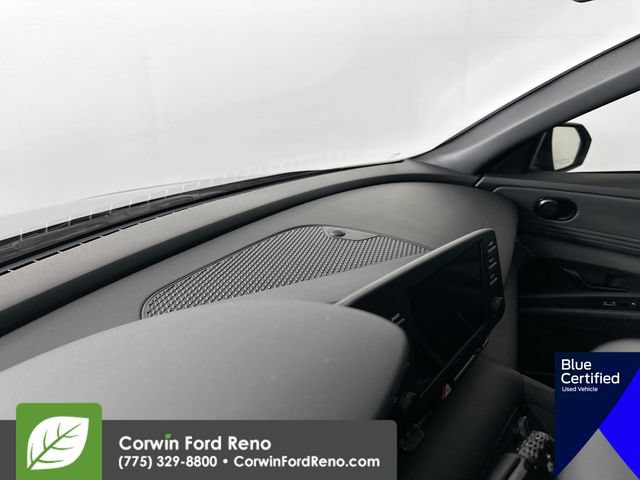 Used 2025 Hyundai Elantra Sport FWD image 12