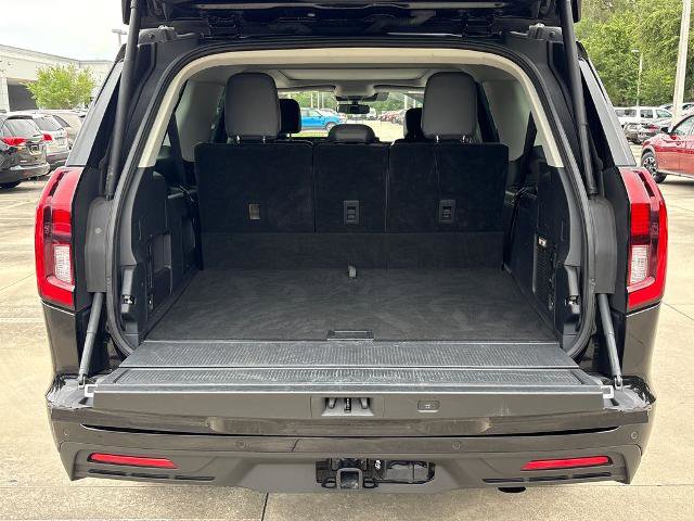 Certified 2025 Ford Expedition Max Active image 33