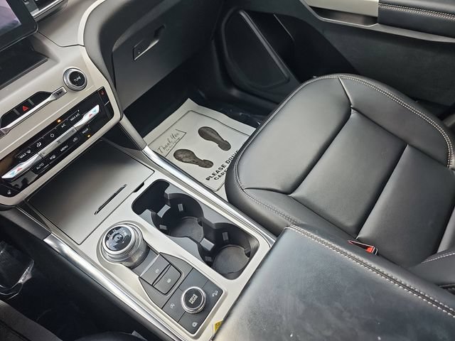 Certified 2023 Ford Explorer XLT w/ Equipment Group 202A AWD/4WD image 27