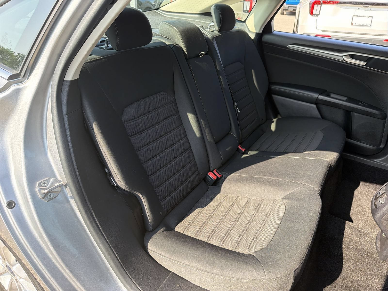 Certified 2020 Ford Fusion SE FWD image 19