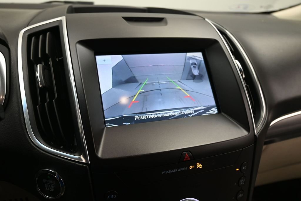 Certified 2020 Ford Edge Titanium FWD image 15