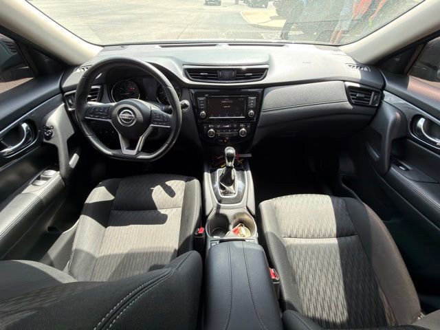 Used 2019 Nissan Rogue SV FWD image 14