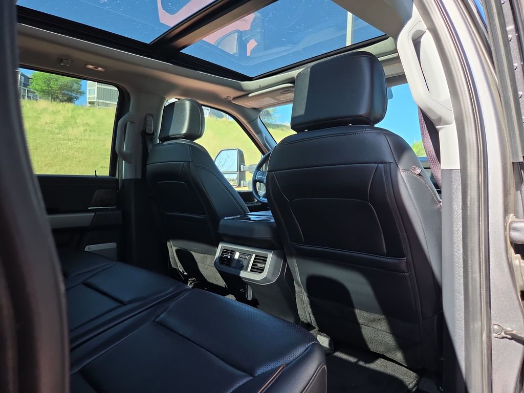 Certified 2025 Ford F350 Lariat AWD/4WD image 33