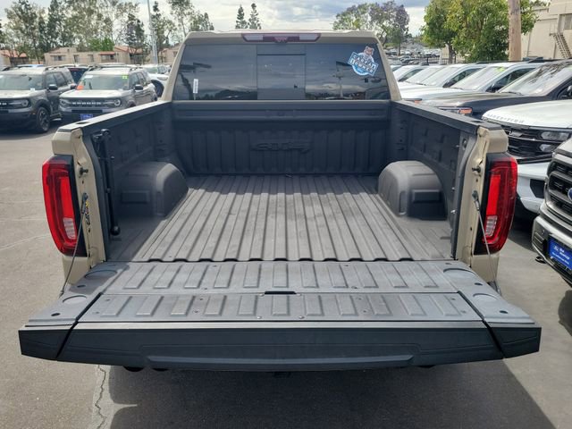 Used 2023 GMC Sierra 1500 AT4 w/ Technology Package AWD/4WD image 24