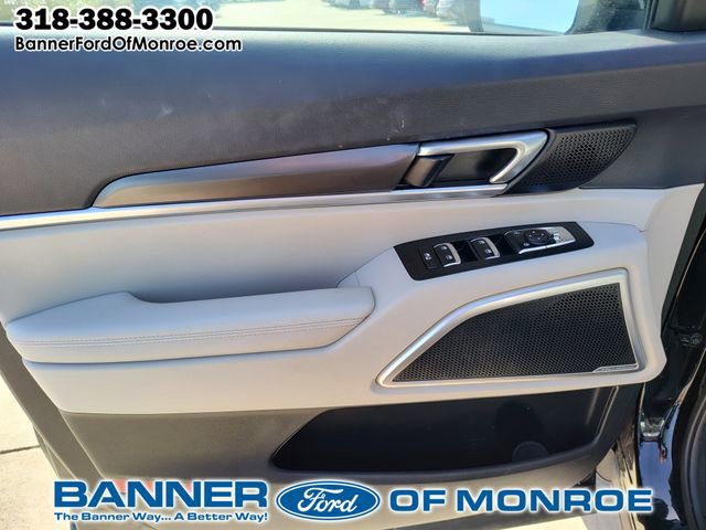 Used 2024 Kia Telluride S w/ S Sunroof Package image 14