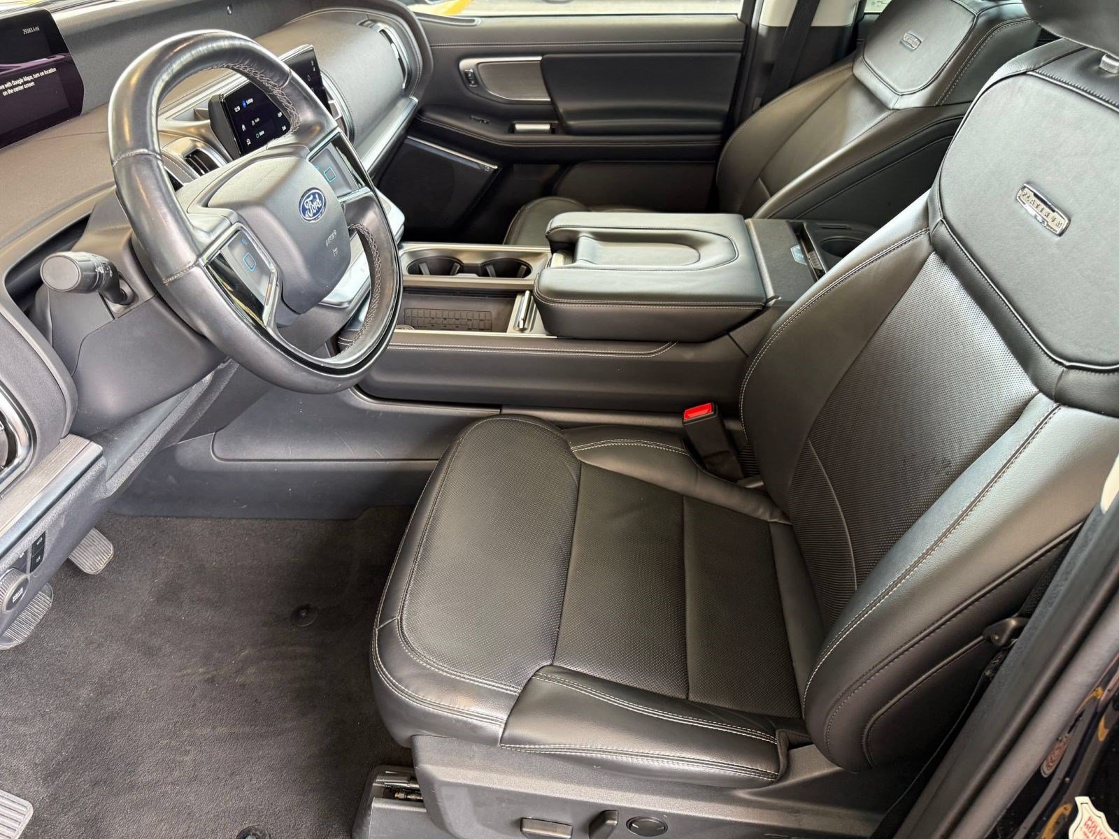 Certified 2025 Ford Expedition Max Platinum AWD/4WD image 5